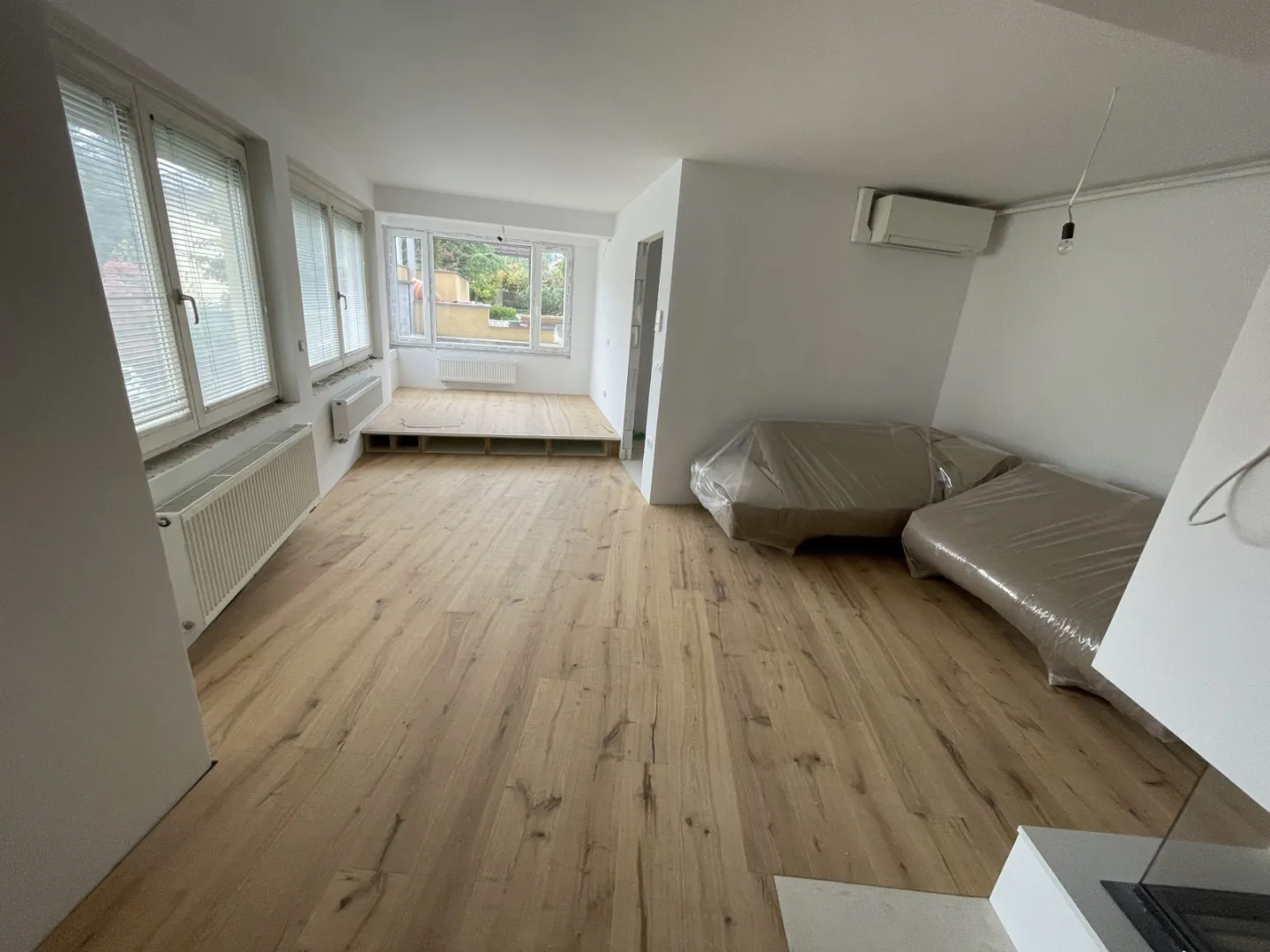 Dnevna soba – prenova – Dupleks stanovanje Ljubljana
