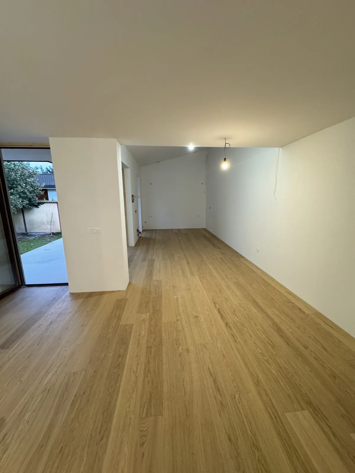 Dnevna soba – potek prenove – Vrstna hiša Ljubljana Rudnik