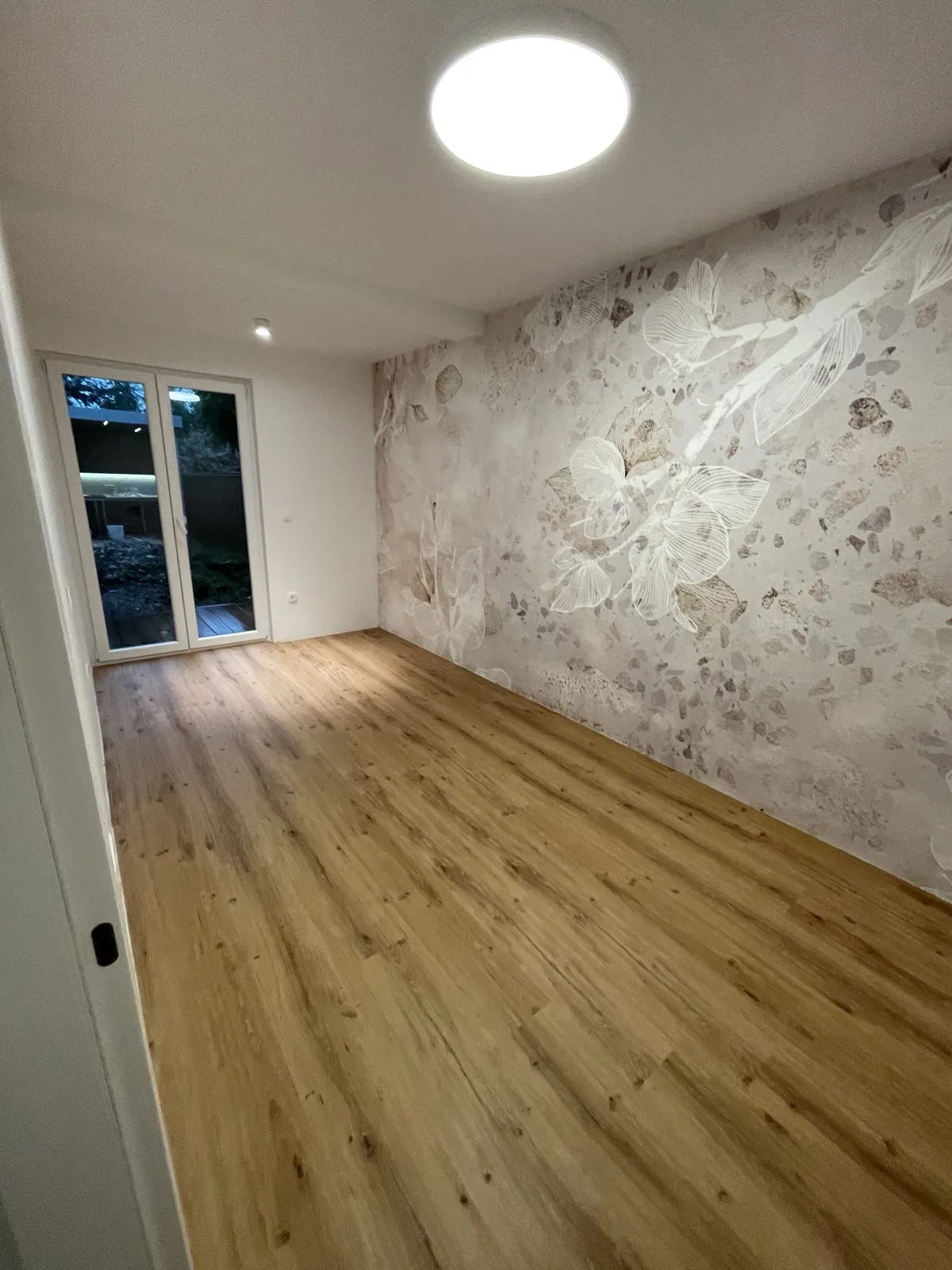 Soba – prenova – Atrijsko stanovanje Grosuplje