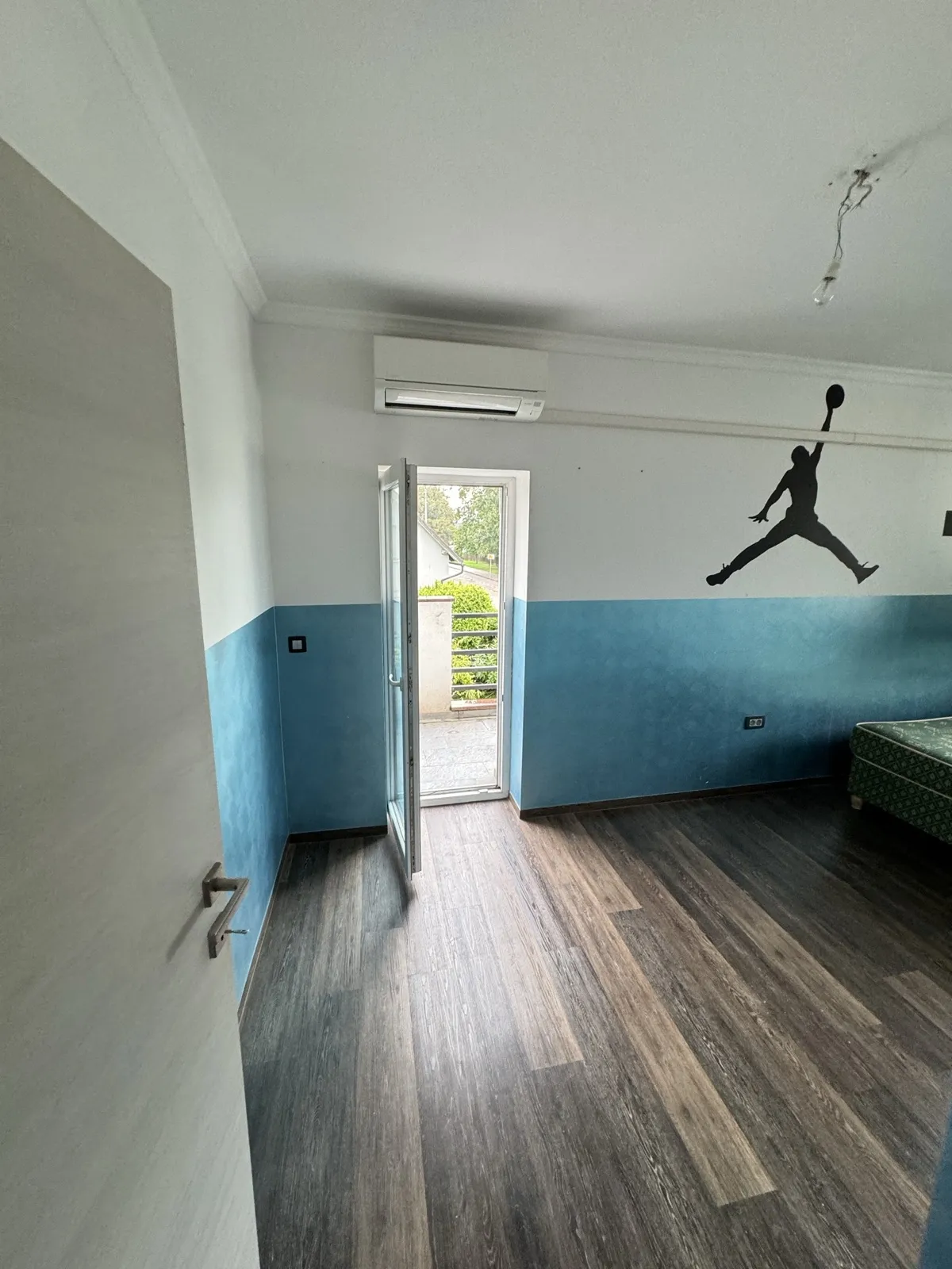 Sobe – prenova – Hiša Ljubljana Vič – notranja prenova