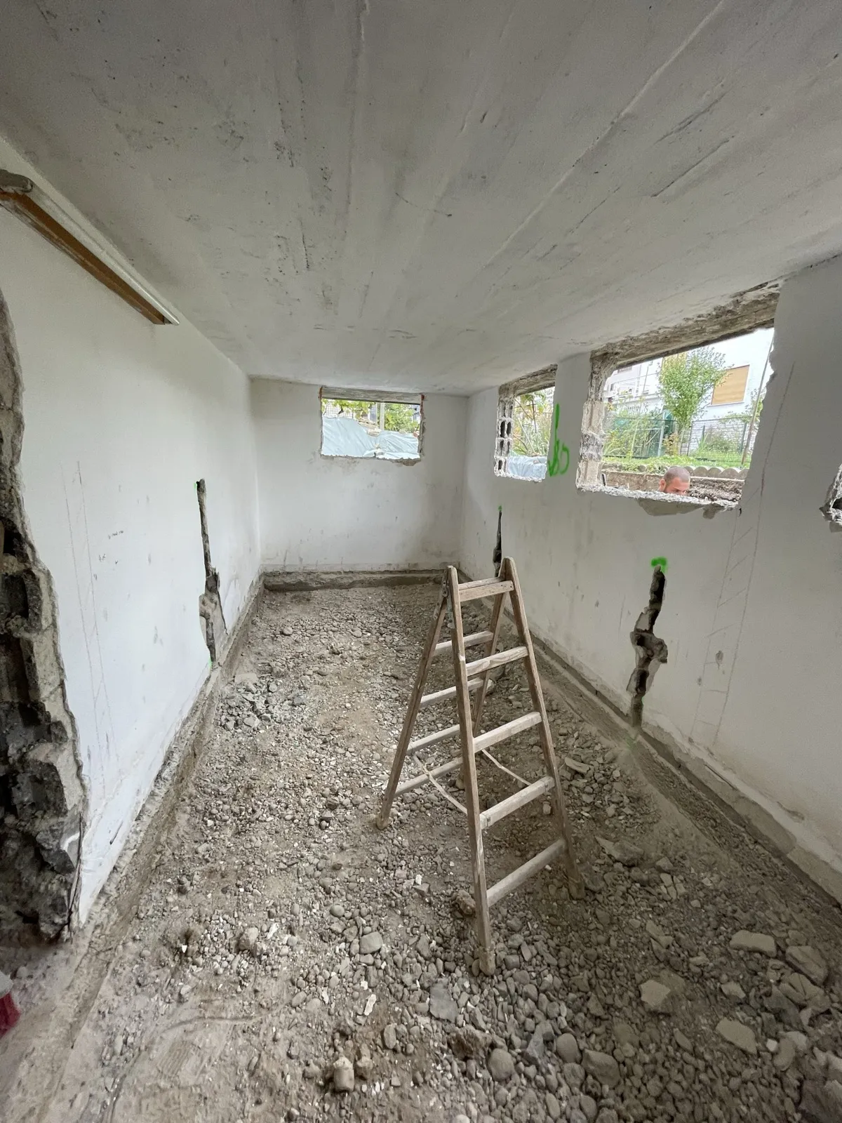 Spalnica – prenova – Polkletno stanovanje Ljubljana