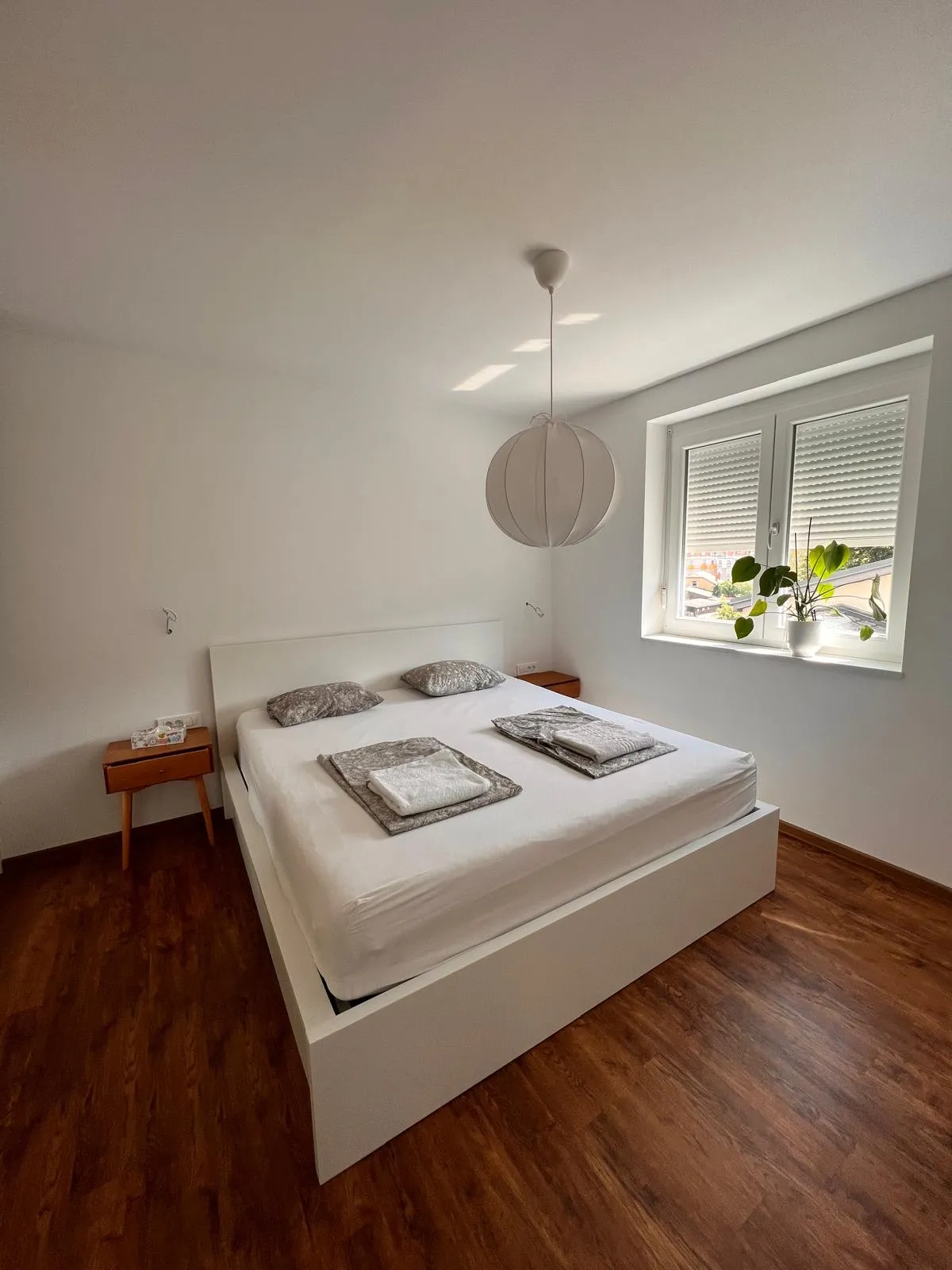 Spalnica – prenova – Stanovanje Ljubljana Šiška