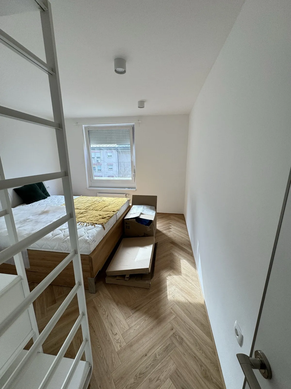 Spalnica – prenova – Stanovanje Župančičeva jama, Ljubljana